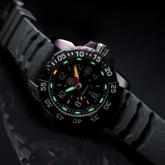 Hodinky Luminox XS.3251.CB