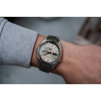 Hodinky Seiko 5 Sports SRPK91K1 Beige Chinos Classic Sports