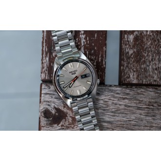 Hodinky Seiko 5 Sports SRPK91K1 Beige Chinos Classic Sports