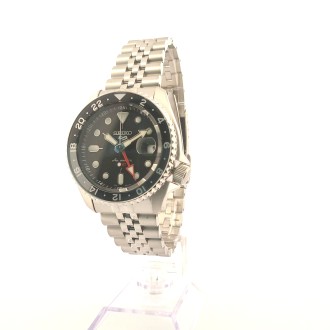 Hodinky Seiko 5 SPORTS SSK001K1 BLACK GRAPE GMT SKX RE-INTERPRETATION